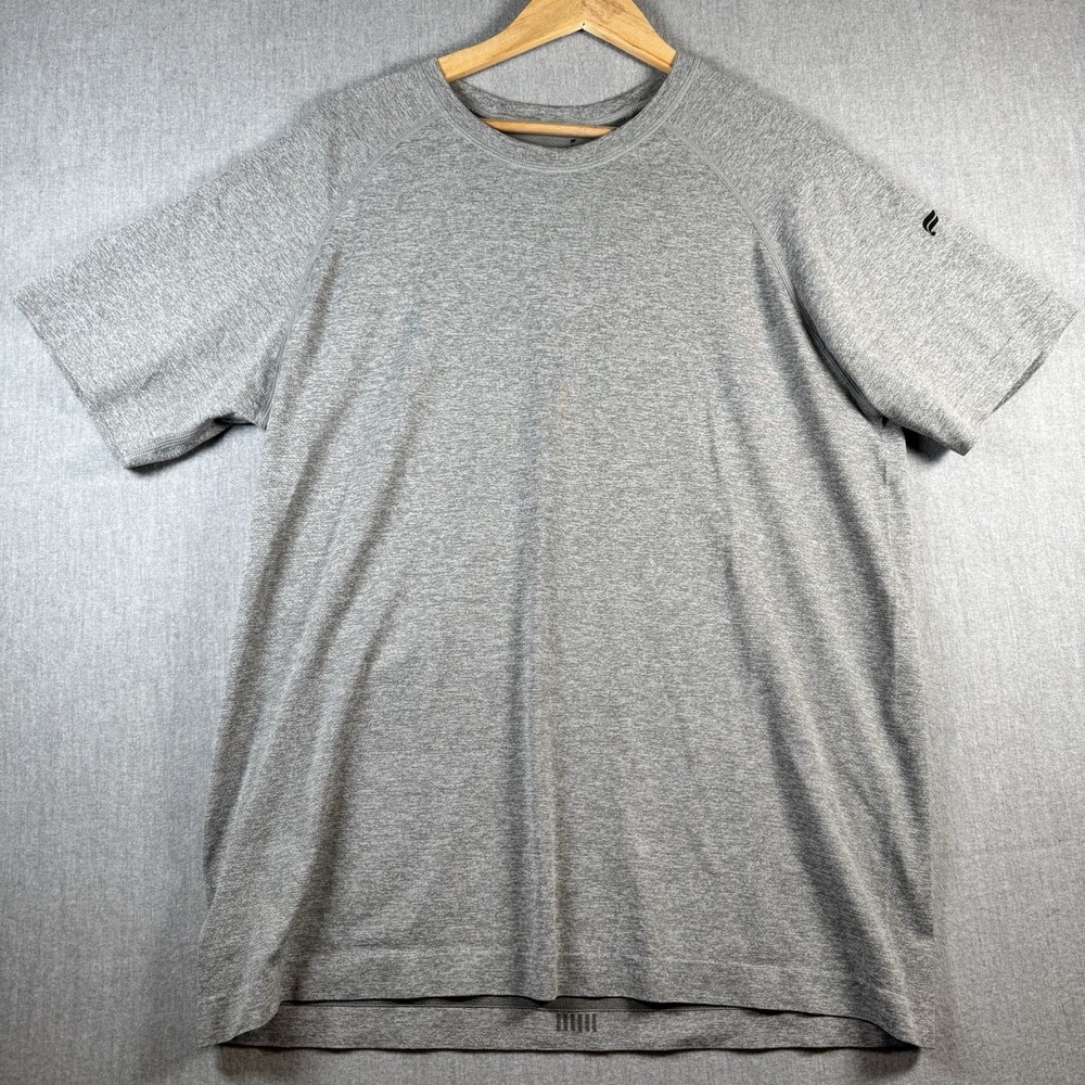 Fabletics Mens 2XL Gray Athletic Performance‎ Shirt Short Sleeve Gym Workout